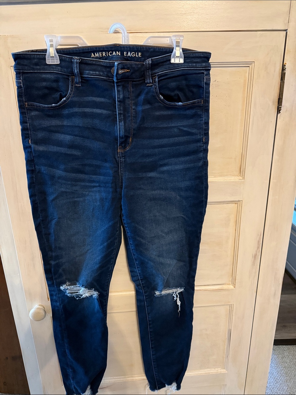 American Eagle Outfitters Dark Blue Skinny Jeans with Knee Distress